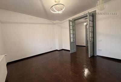 Casă individuală cu 3 camere cu Canalizare în 13 Septembrie - 12