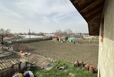 Casă cu Teren 2000 Mp în Căldărușeanca - 8