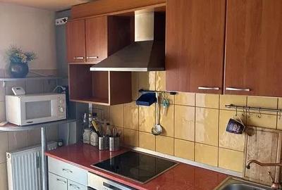 Apartament cu 2 camere decomandat în Intim - 8