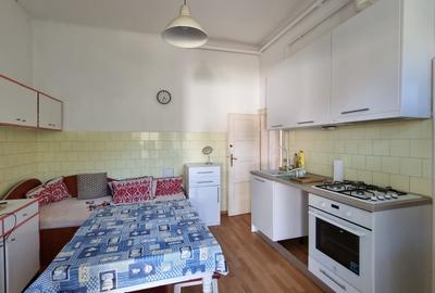 Casă individuală cu 3 camere cu Teren 421 Mp în Titulescu - 5