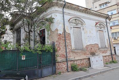 Casă cu 18 camere cu Garaj în Unirii - 4