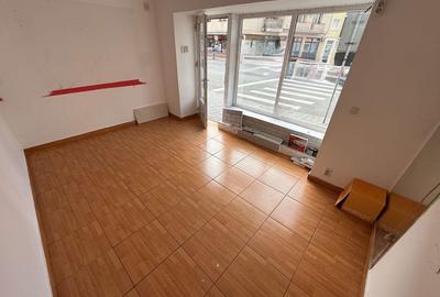 Spațiu comercial, de 12 mp, în Ultracentral
