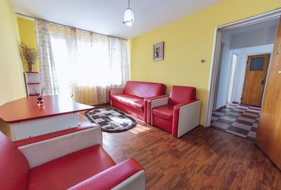Apartament cu 2 camere decomandat, mobilat în Vitan