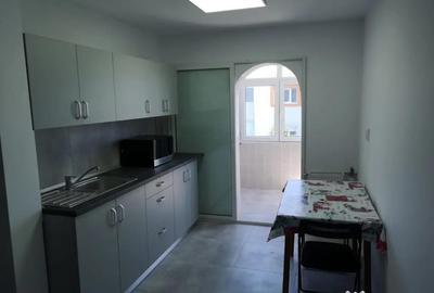 Apartament cu 2 camere decomandat în Băneasa - 11