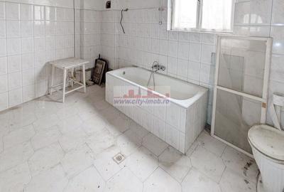 Casă individuală cu 8 camere cu Canalizare în Cișmigiu - 13