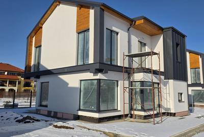 Casă individuală cu 5 camere cu Canalizare în Cristian - 7