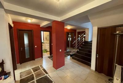 Dobroesti | Vila 8 Camere | P+1+M+P | TEREN 360 Mp | Constructie 2008 - 10