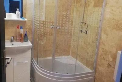 Apartament cu 2 camere decomandat în UTA