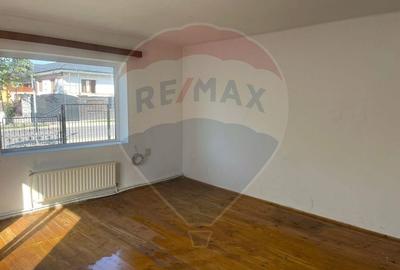 Proprietate de vanzare,  Stupini, potential rezidential sau comercial - 5