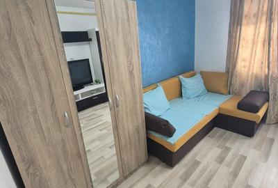 Garsonieră decomandată în Industrială - 3