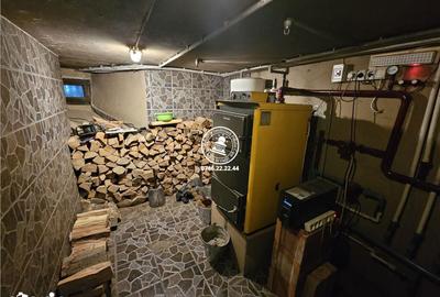 Casă cu 5 camere cu Teren 696 Mp în Aroneanu - 8