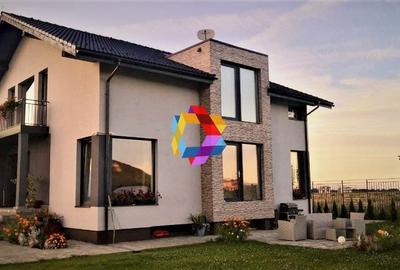 Casă 420 mp Cristian - 1