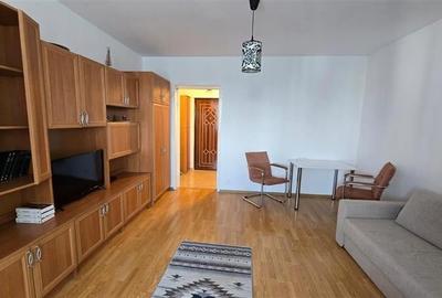 Berceni-Grand Arena, garsoniera spatioasa, bloc reabilitat, mobilata-utilata - 1