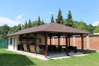 Casă cu 6 camere cu Teren 1800 Mp în Central