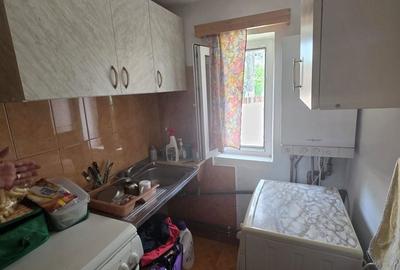 Casă cu 3 camere cu Teren 1079 Mp în Stâlpeni - 11