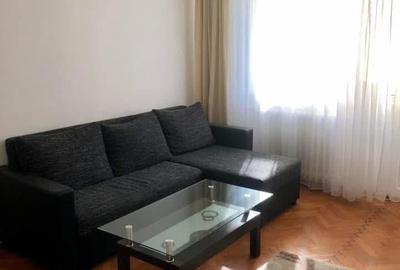 Apartament cu 2 camere semidecomandat, mobilat în Dâmbovița