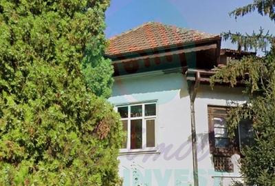 Casă individuală cu 3 camere cu Canalizare în Cotroceni - 1