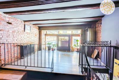 Spatiu comercial cu vitrina la strada in Centrul Istoric - 6