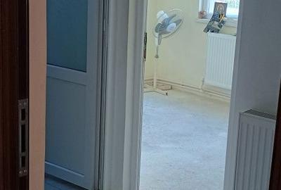 Apartament cu 2 camere decomandat în Micro 19 - 2