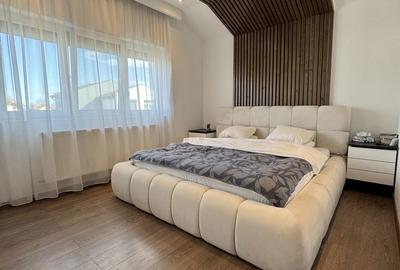 Casă cu 4 camere cu Teren 500 Mp în Central - 2