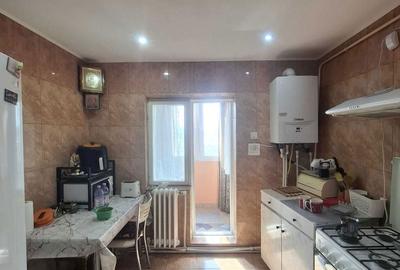 Apartament cu 2 camere decomandat în Central - 4