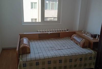 Apartament cu 4 camere decomandat în Central - 8