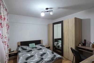 Apartament cu 2 camere decomandat în Târgu Cucu - 13