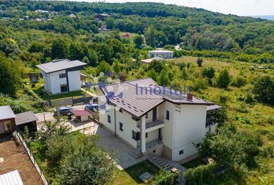 VILA CU PRIVELISTE PANORAMICA, Bucium, Iasi,  806mp teren - 1