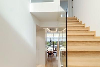 Casă cu 4 camere cu Canalizare în Central - 7