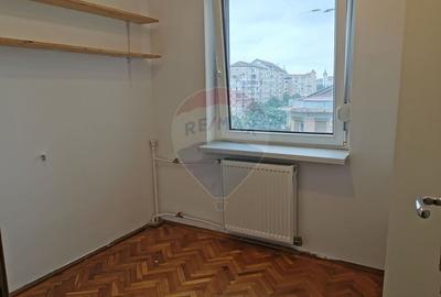 Apartament cu 4 camere de inchiriat in zona Decebal - 4
