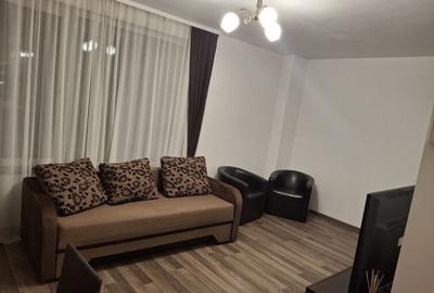 Apartament cu 2 camere decomandat, mobilat în Zorilor