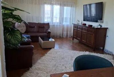 Apartament cu 3 camere, mobilat în Tomis II - 5
