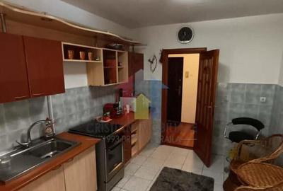 3 camere, parter cu balcon 14 m, Semimobilat, Garii - 18
