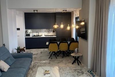 Vand apartament complet mobila, prima linie la plaja, zona Casa del mar - 9