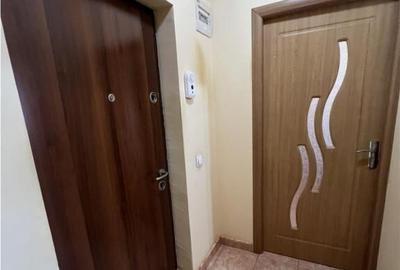 Garsoniera decomandata cu balcon si pivnita zona Turnisor Garsoniera decomandata cu balcon si pivnita zona Turnisor - 7