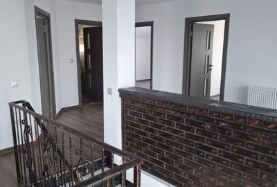 Casă cu 4 camere în Dobreni - 4