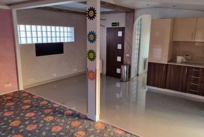 Casă individuală cu 4 camere cu Canalizare în Alexandru Obregia - 1