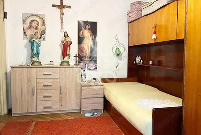 Apartament cu 3 camere de vanzare la etajul 2 in Nufarul - 11