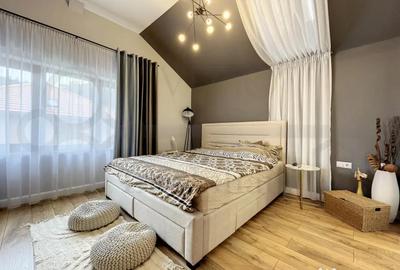 Casă cu 4 camere cu Canalizare în Central - 14