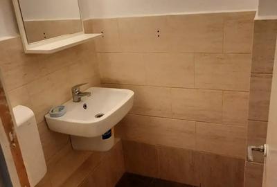 Inchiriez apartament 3 camere - 3