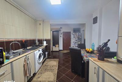 Apartament cu 2 camere decomandat, mobilat în 13 Septembrie - 1
