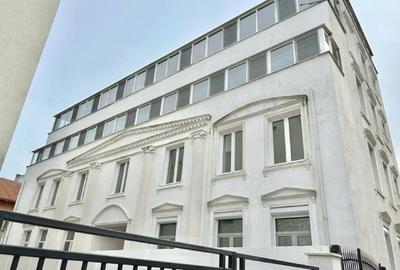 Apartament cu 4 camere decomandat în Sisești - 15