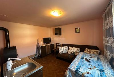 Casă cu 6 camere cu Teren 1727 Mp în Central - 7