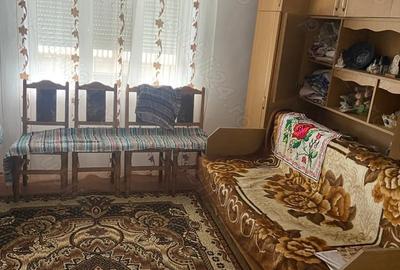 Casă cu 3 camere în Central - 1