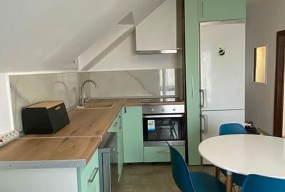 Apartament cu 3 camere decomandat în Exterior Vest