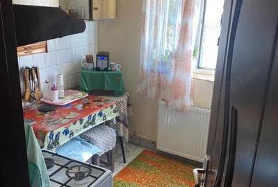 Vand apartament 2 camere - 2