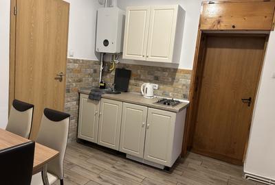 Apartament de inchiriat - 3 camere, ultracentral, 54 mp utili - 5