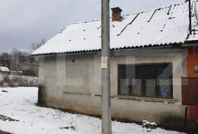 Casă cu 2 camere cu Teren 465 Mp în Central - 2