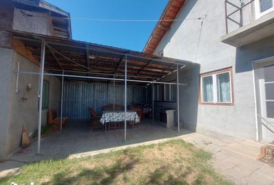Casă cu 4 camere cu Teren 1052 Mp în Central - 14