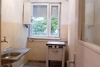 Apartament cu 2 camere de vanzare - Zona Micro 15 - 6